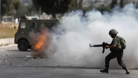 Israel Intensifica Operaciones en Gaza y Pide la Salida de Hamás