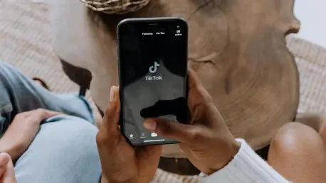 Redes Sociales Revolucionan Reclutamiento con Instagram y TikTok